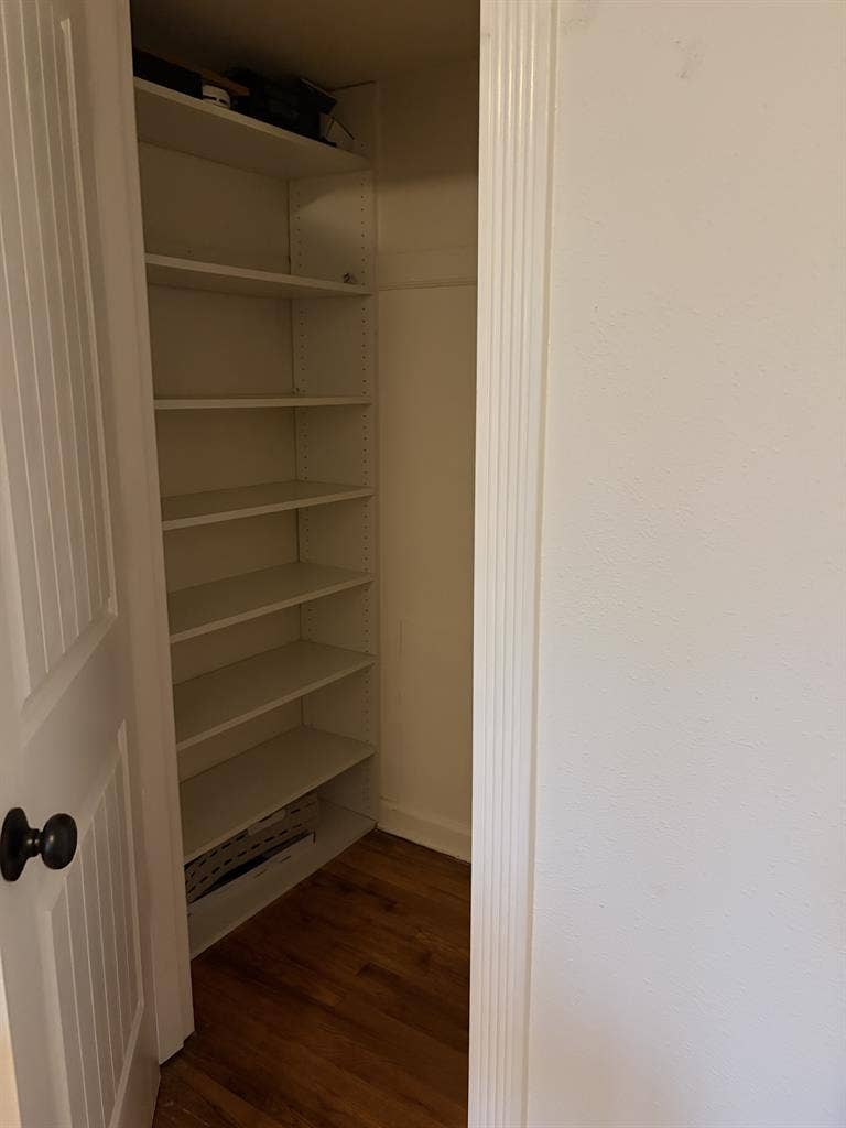 Dog-Friendly Near TriMet & Shopping