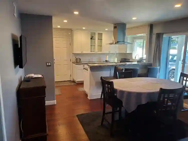 Room fo Rent - Great for Military