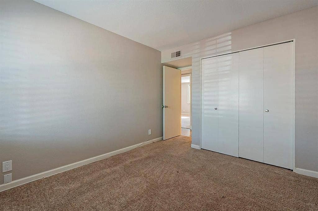 Bedroom/ Bathroom in House - F Only