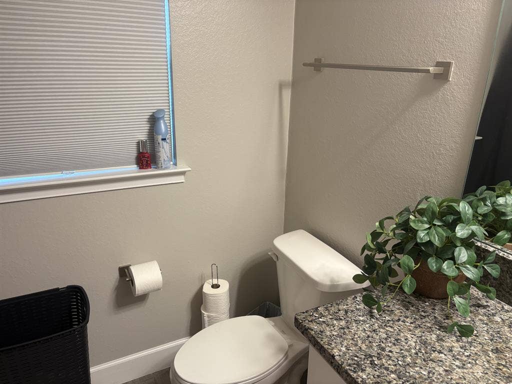 Room for rent!