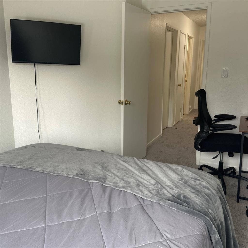 Spare room available for rent