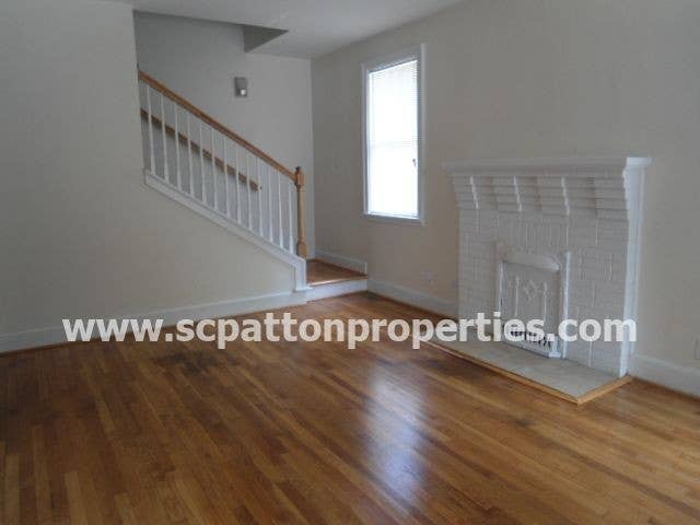 Young Couple in Shandon, Columbia