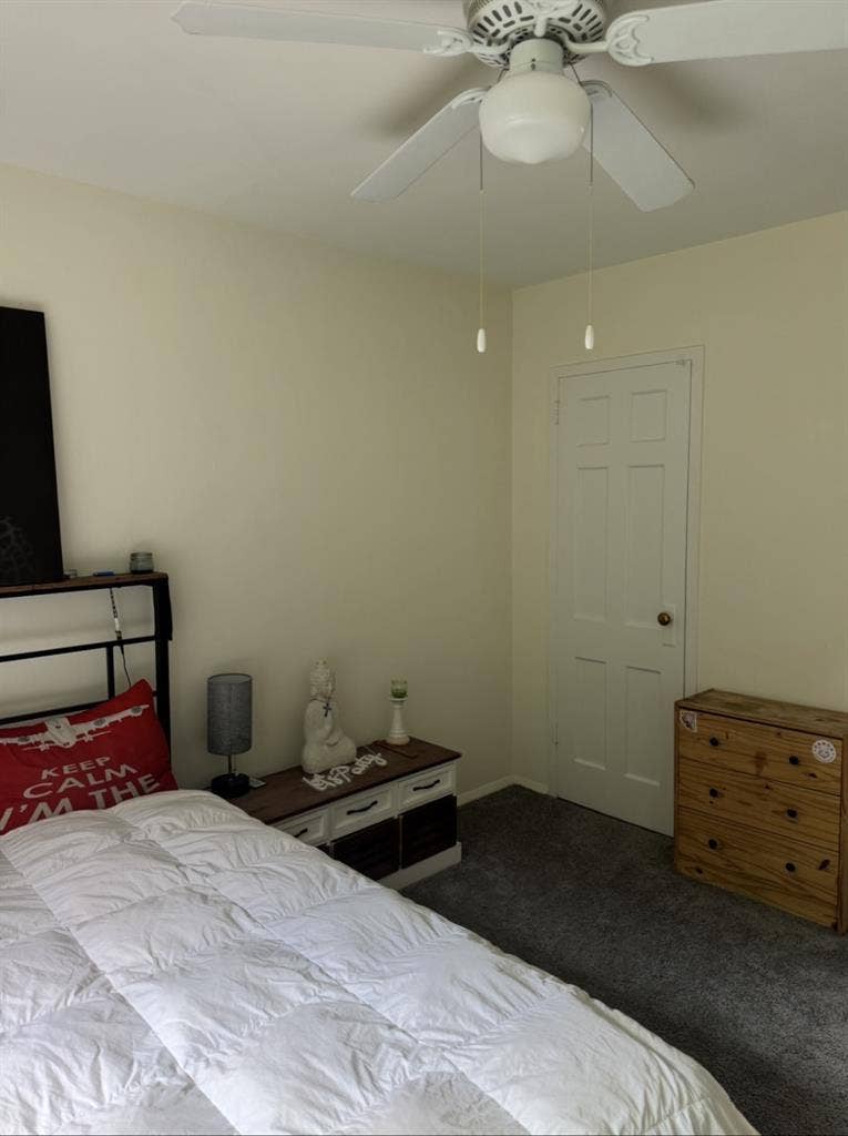 Private room - Walk to The Grove🛍️