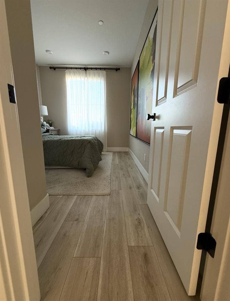 Private Room -Clean Home,Manteca