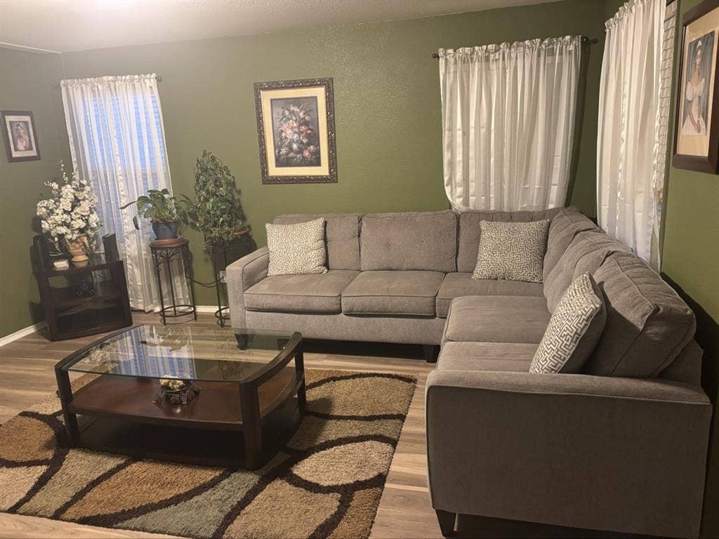 Room available for rent