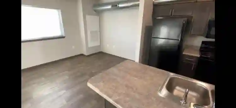 Townhouse Flat Sublease