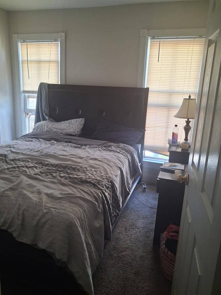 Furnished Room on W 3rd Ave