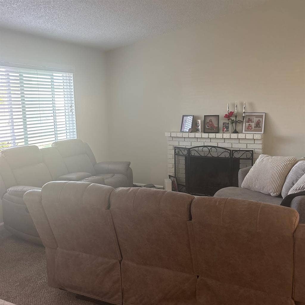 Looking for a chill roommate