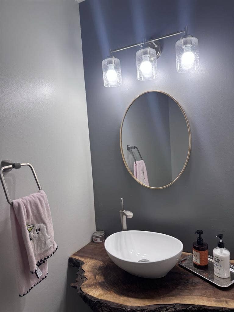 Roomie wanted in Annapolis