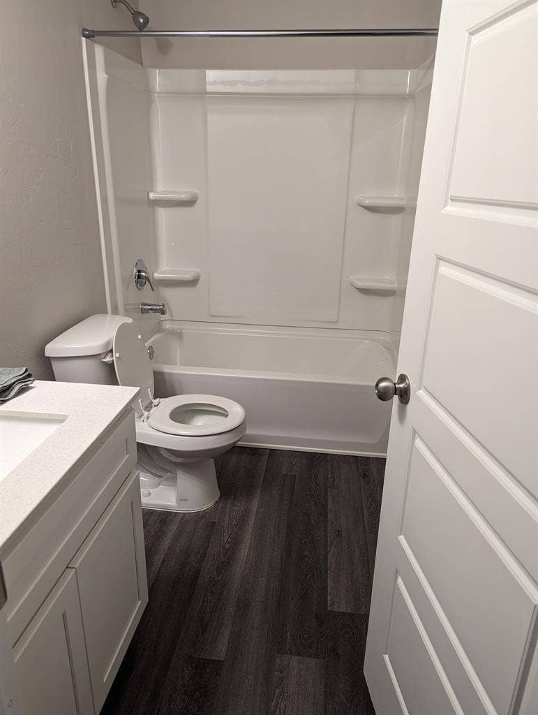 Room for rent near Downtown Edmond