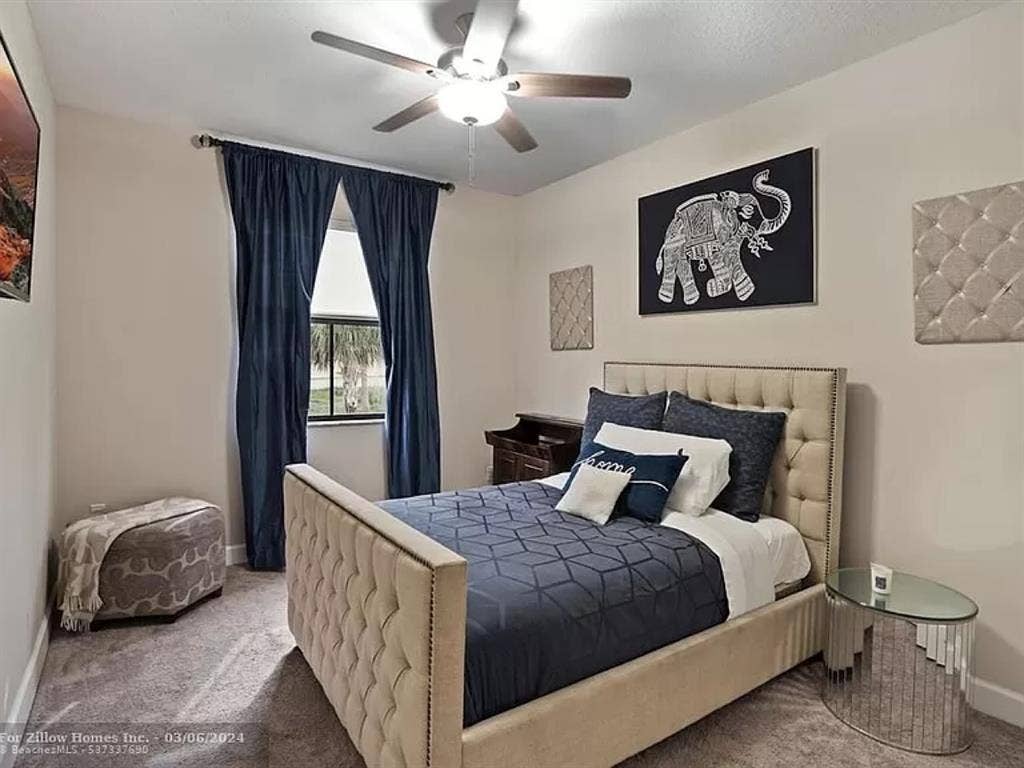 Single private room with large bath