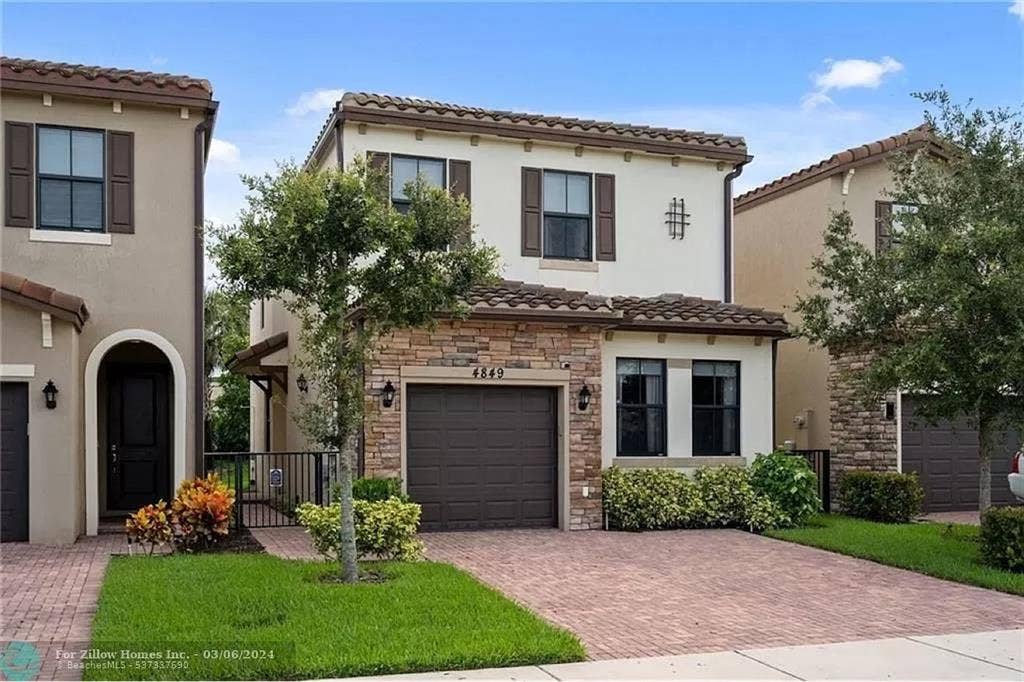 Single private room with large bath