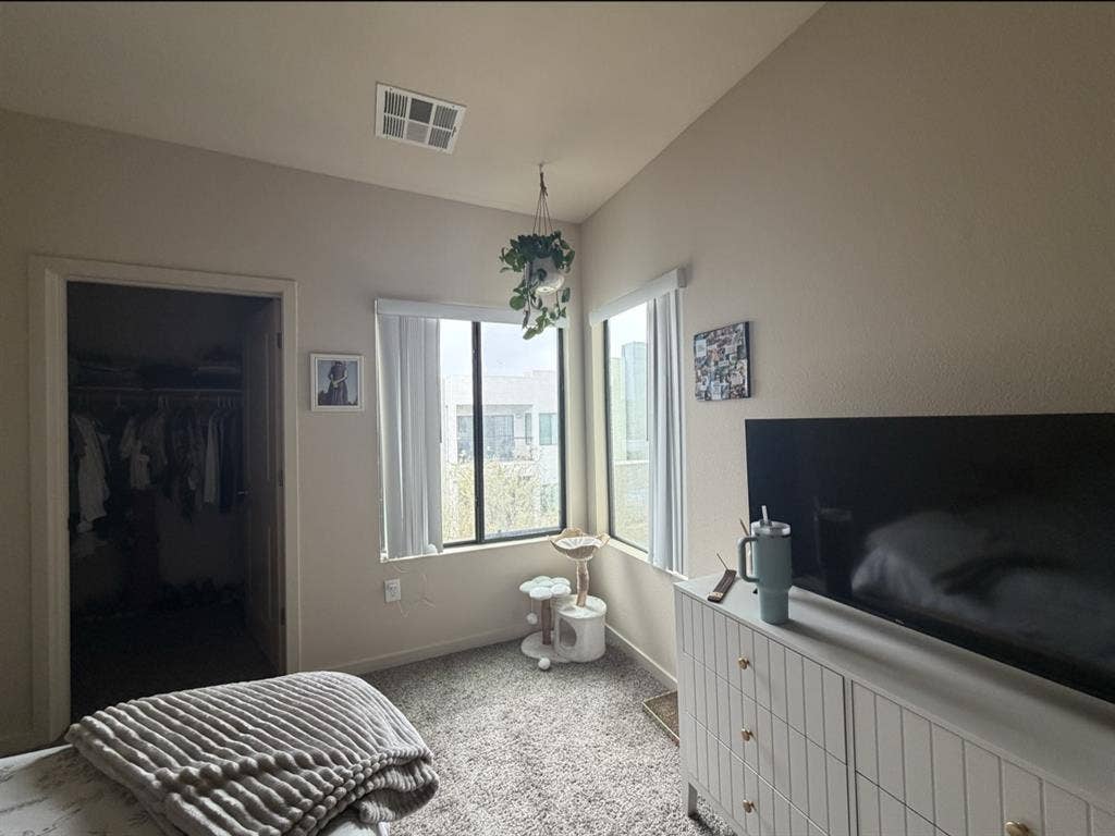 Private Bed and Bath in North PHX!