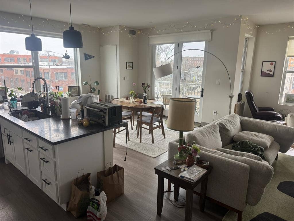 Spacious place in vibrant Ohio City