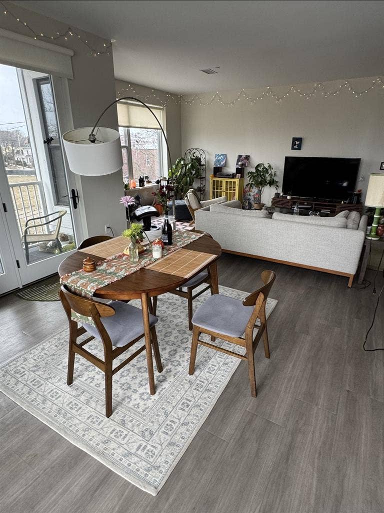 Spacious place in vibrant Ohio City