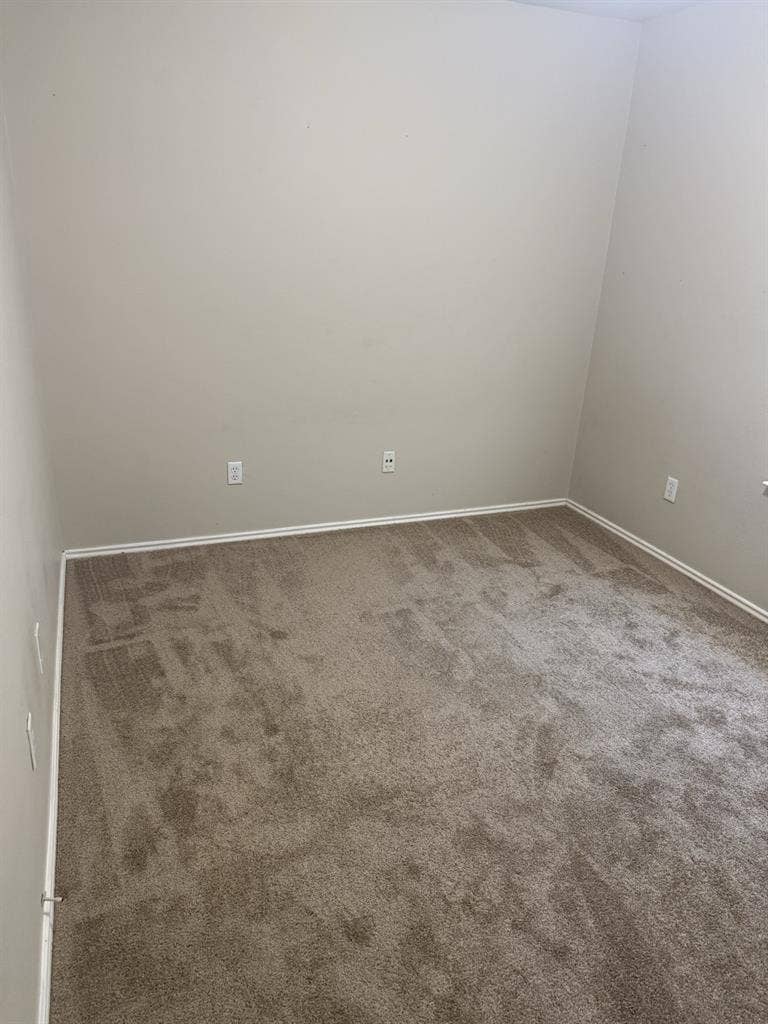 Open room, townhouse Cedar Parkk