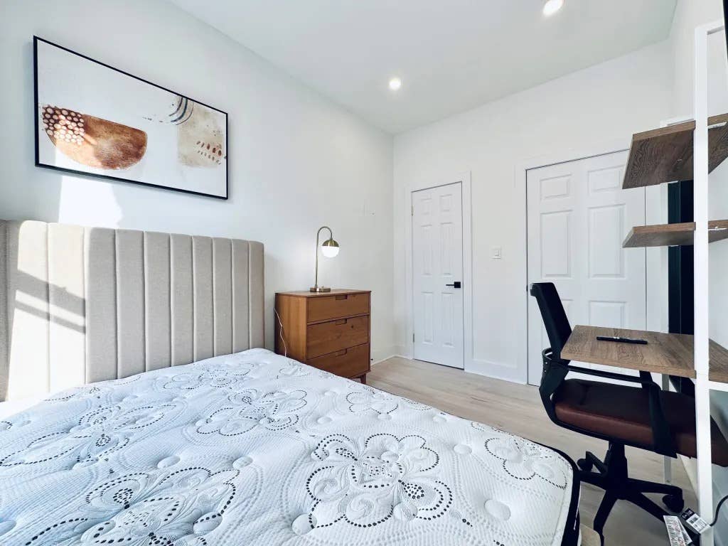 Room for Student or Professional