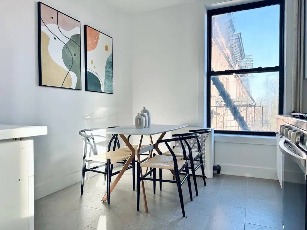 Room for Student or Professional