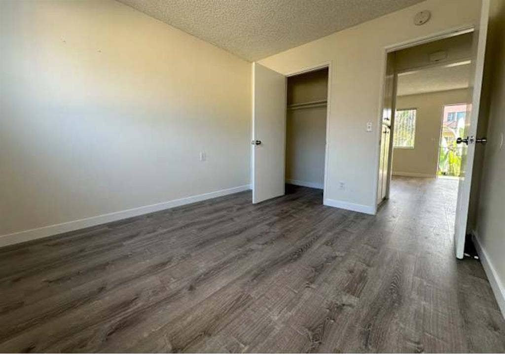 Room for rent in a 2 bedroom Apt!