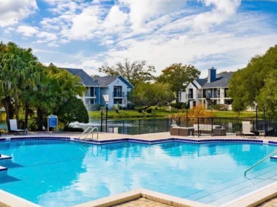 Private Room + Bath in South Tampa