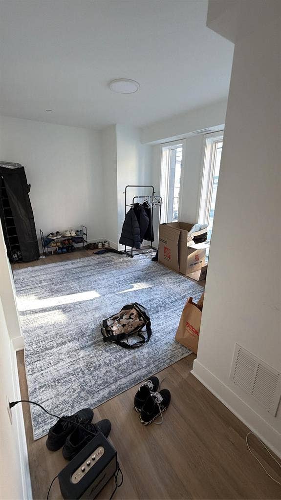 Master Bedroom for rent