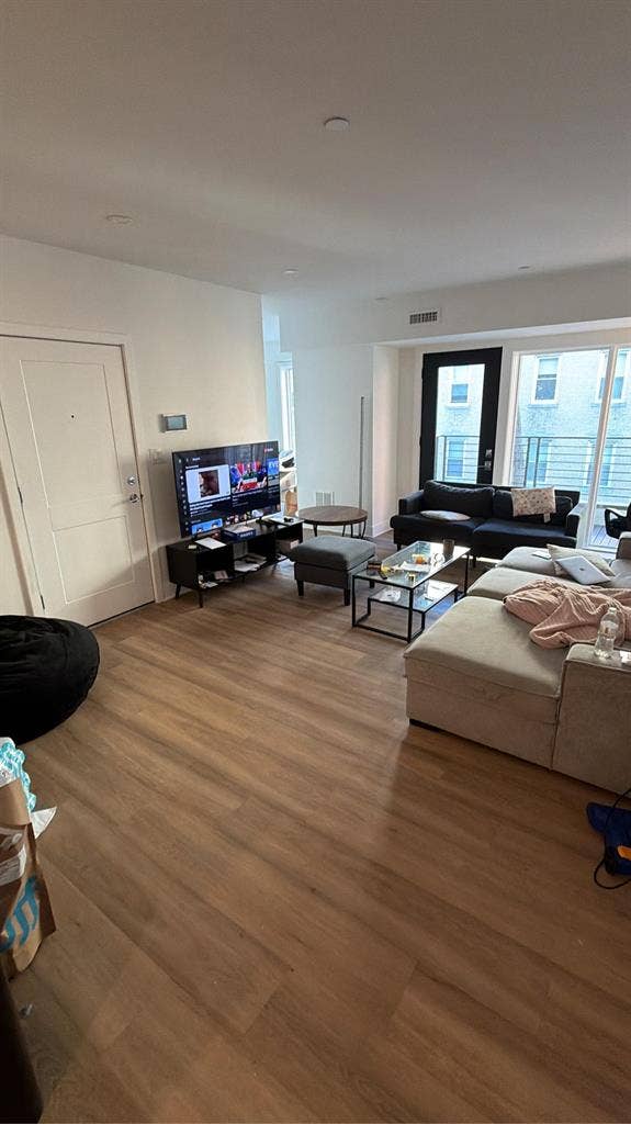 Master Bedroom for rent