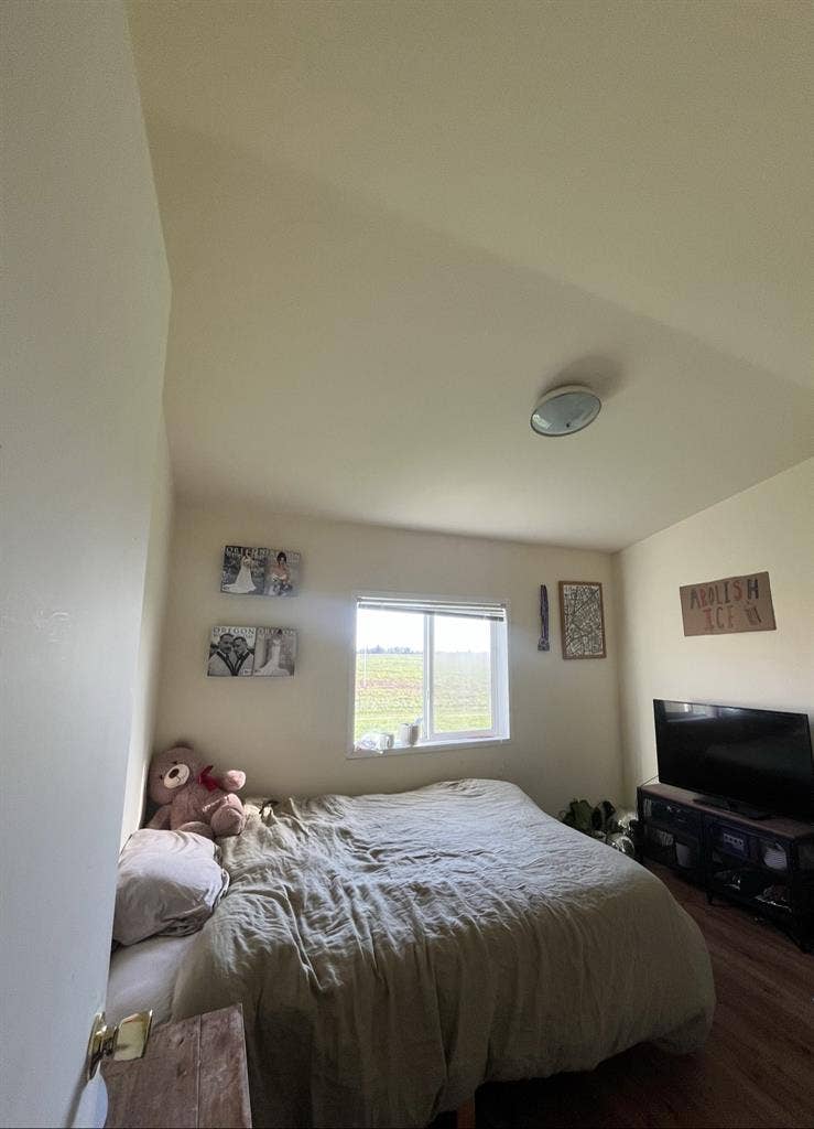 Private room for rent!