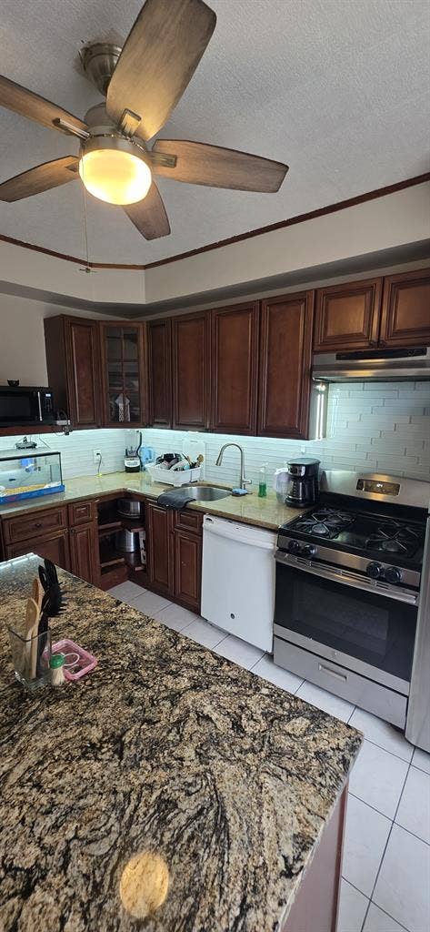 2 seperate Bedrooms for rent