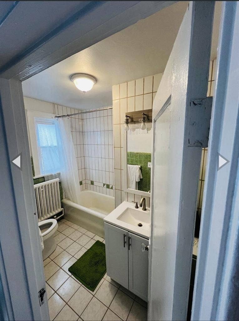 Private Room for Rent-1st Floor