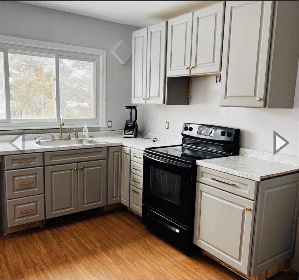 Private Room for Rent-1st Floor