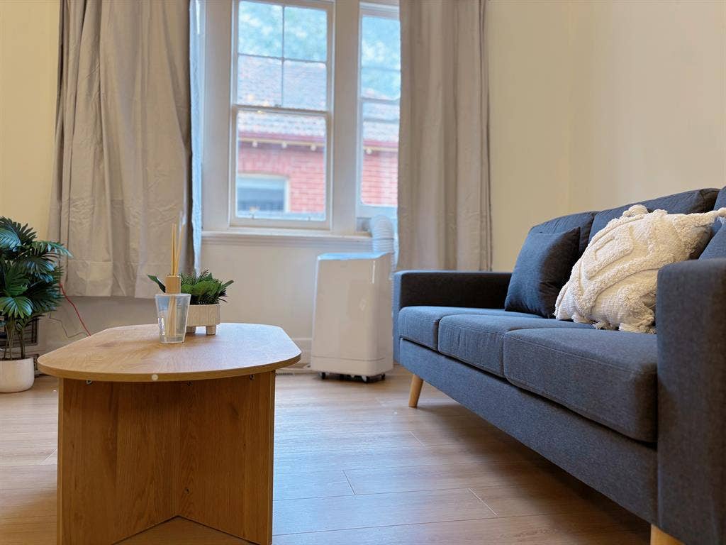 Cozy double bedroom in Camberwell