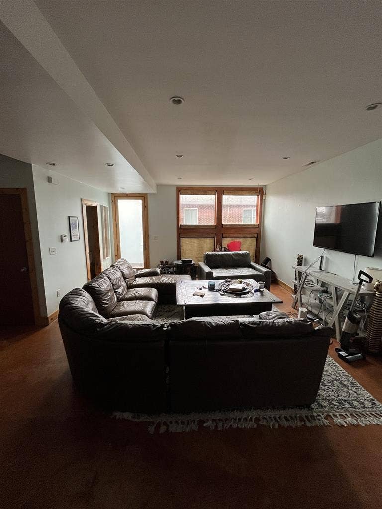 Roommate for End of May Move-In