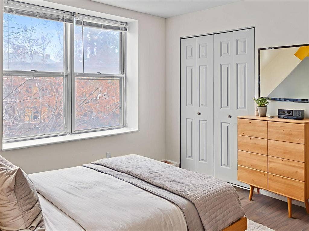 Apartment neat Wash U, CWE, BJH.