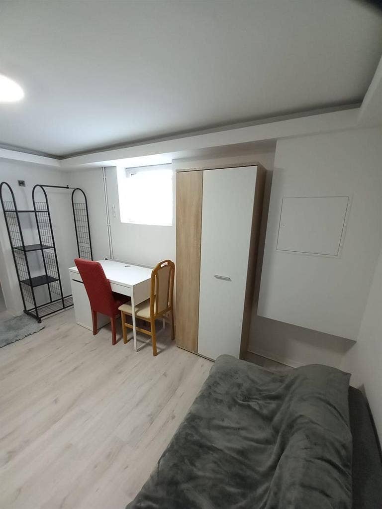 Studio/single room only for Indians