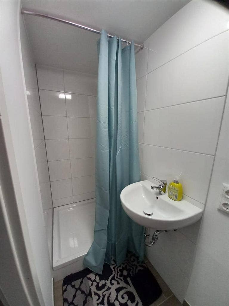Studio/single room only for Indians