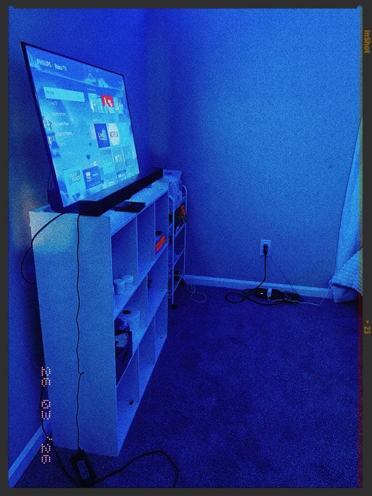 Furnished Pr. Bdrm w/ Pr. Full Bath