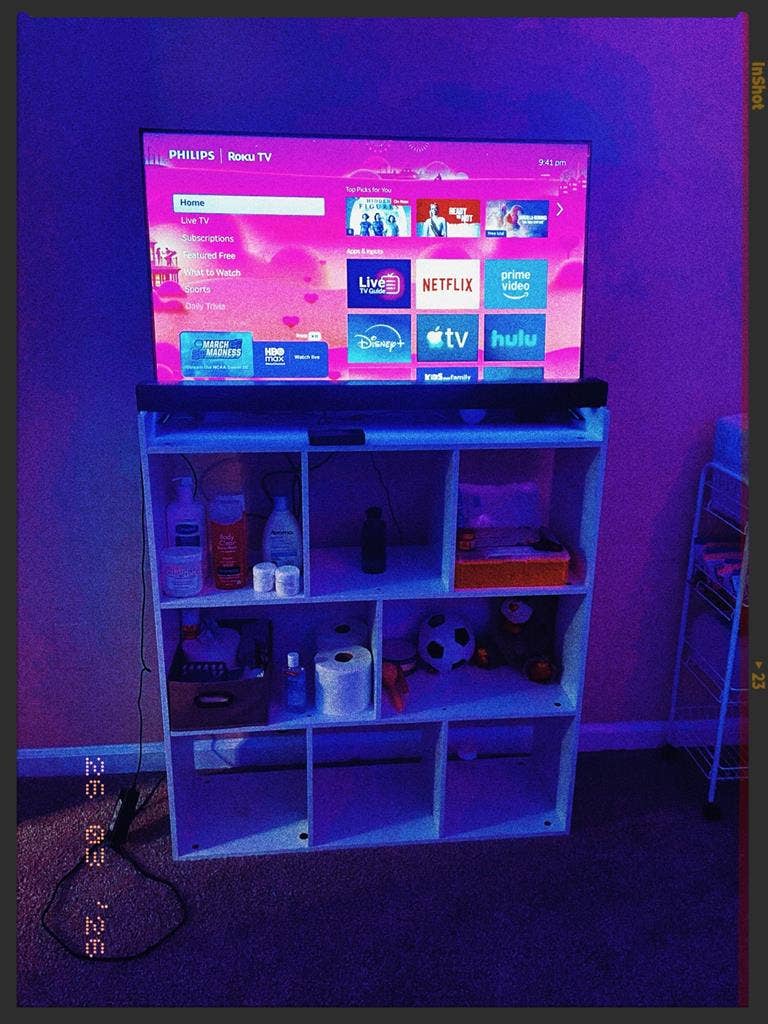 Furnished Pr. Bdrm w/ Pr. Full Bath