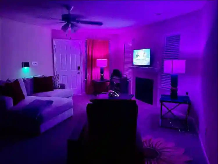 Furnished Pr. Bdrm w/ Pr. Full Bath