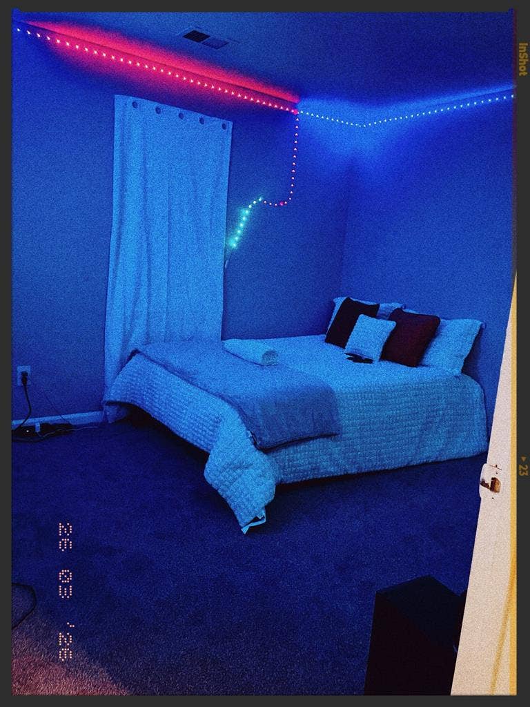 Furnished Pr. Bdrm w/ Pr. Full Bath