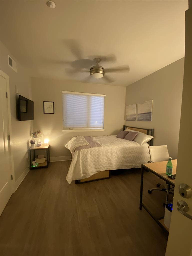 Private Bedroom & Bathroom