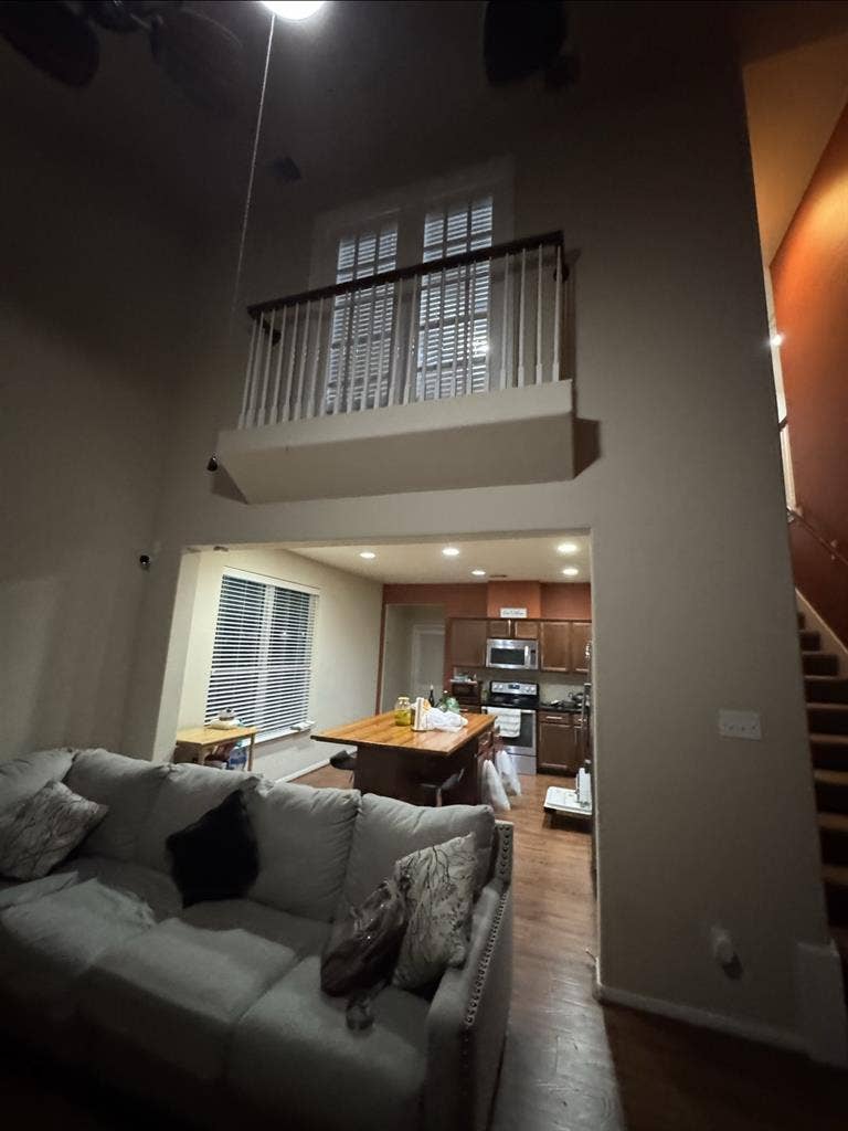 FULLY FURNISHED HOME ALL BILLS PAID