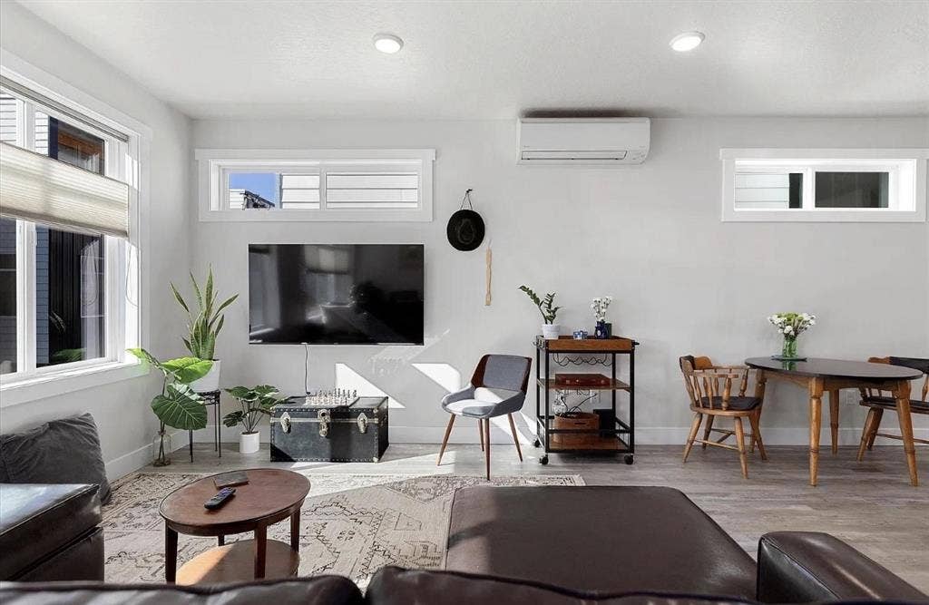 2 full bedroom & 2 bathroom