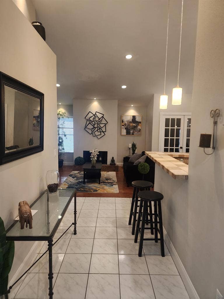 Bedroom for rent, *ALL-INCLUSIVE*