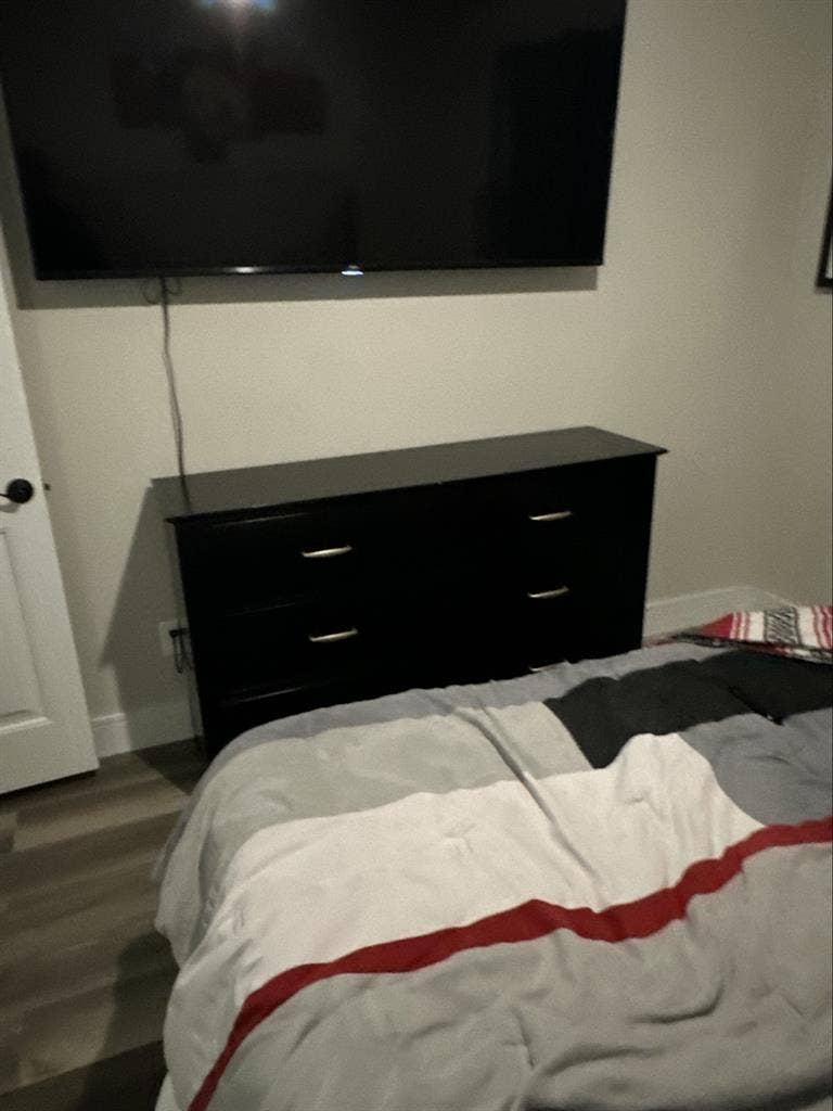 4bedroom 2.5 bath house