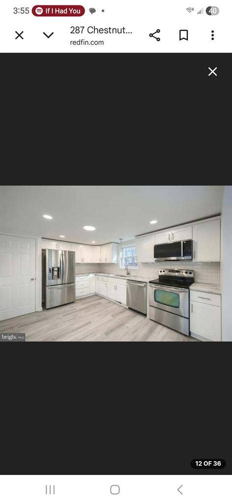 Room for rent -females only