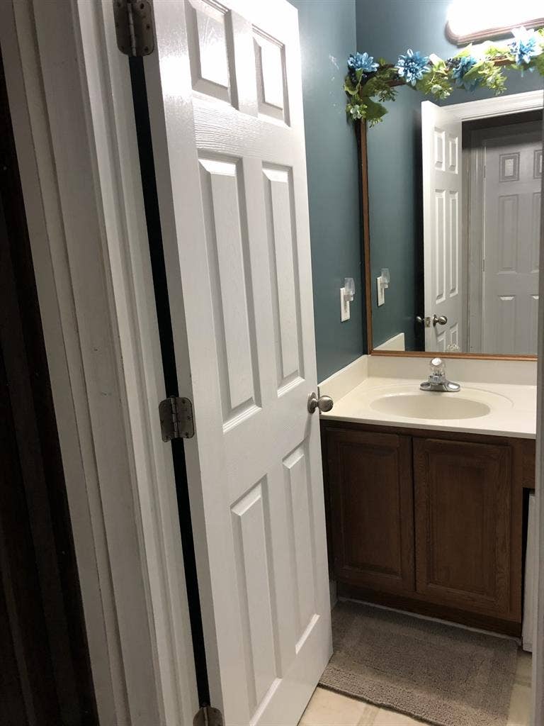 Roommate wanted