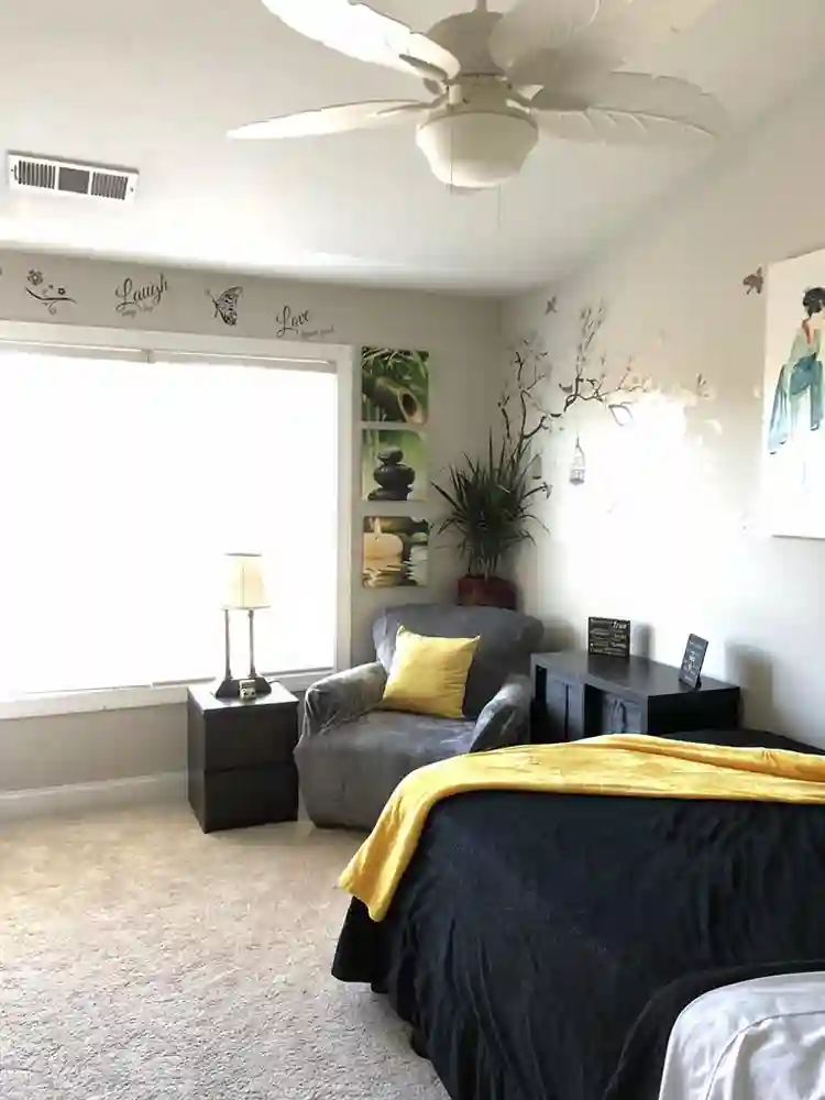 Roommate wanted