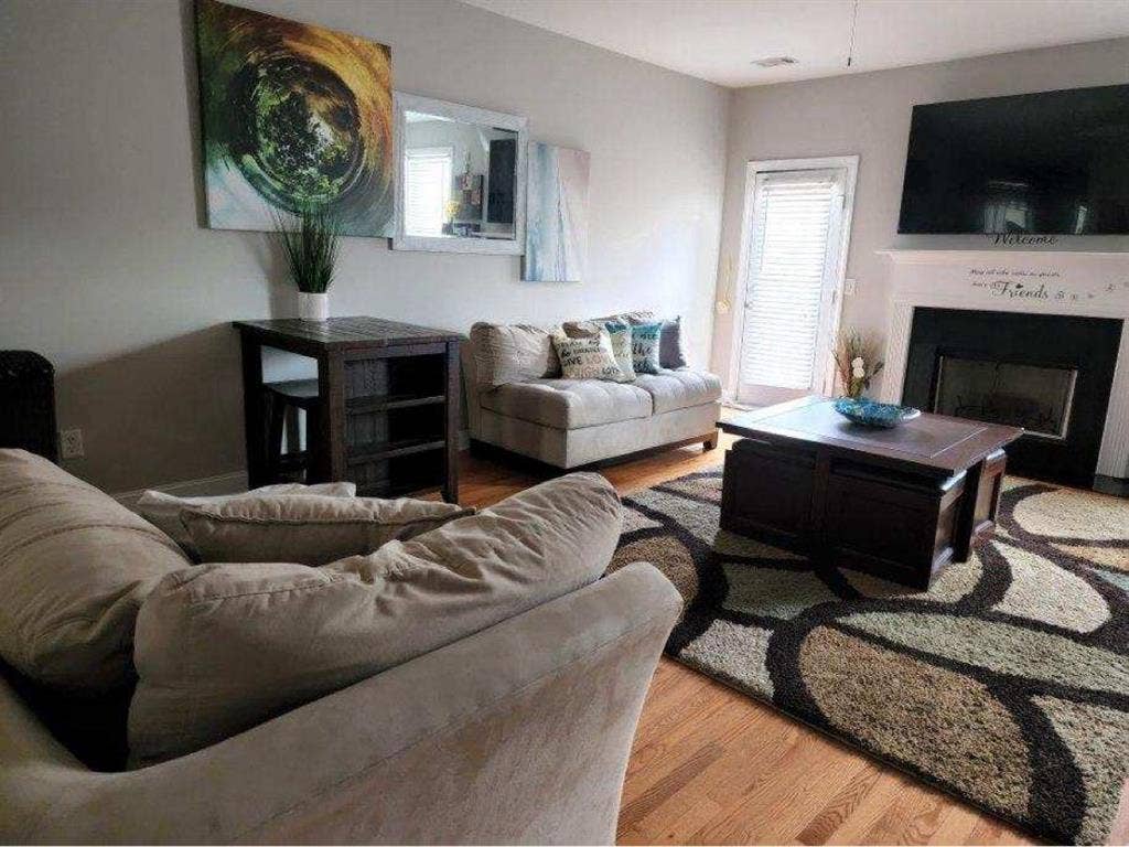Roommate wanted