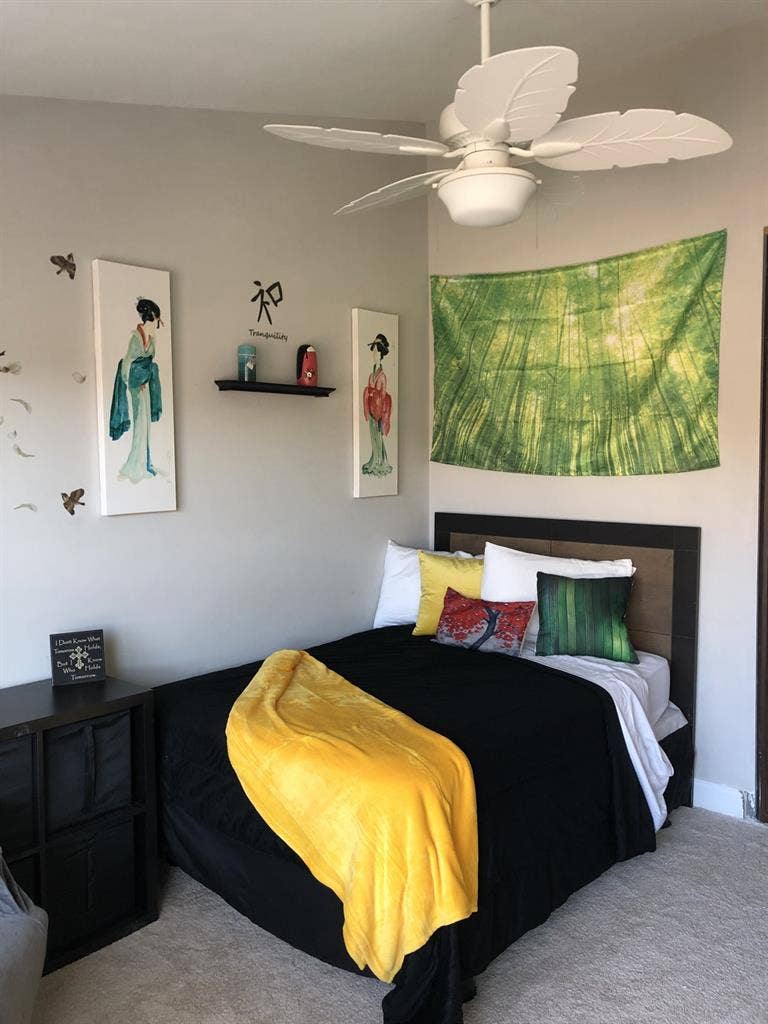 Roommate wanted