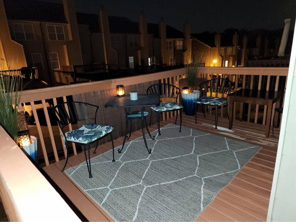 Roommate wanted